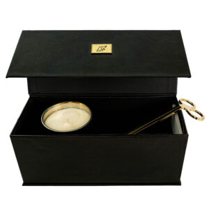 Gift Set with Luxury Candle and Wick Trimmer