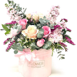 Flower box - Florist's choice of flowers