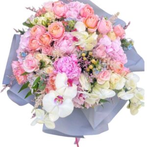 Florist Choice of Flowers - Custom Arrangement Tailored To Budget
