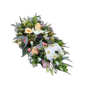 Table arrangement for memorial services and tributes